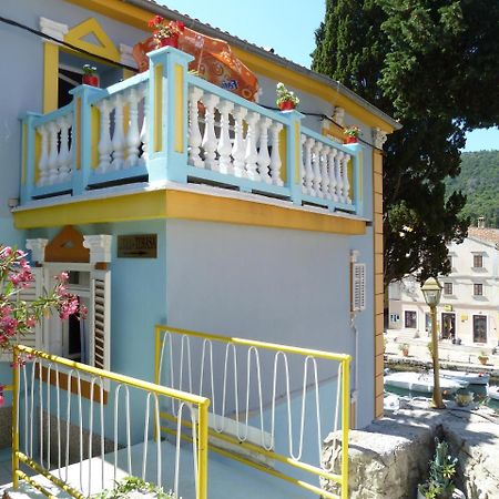 Villa Mozart Вели-Лошинь Экстерьер фото